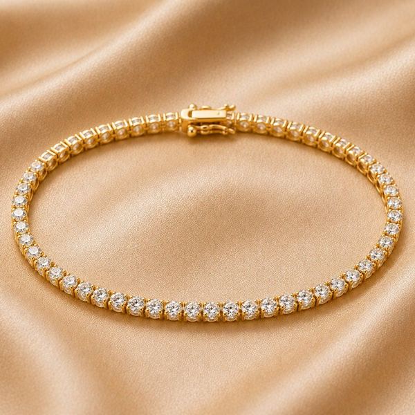 Diamond tennis bracelet