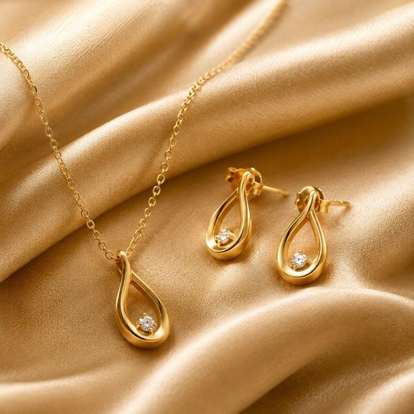 Diamond necklace and earring set